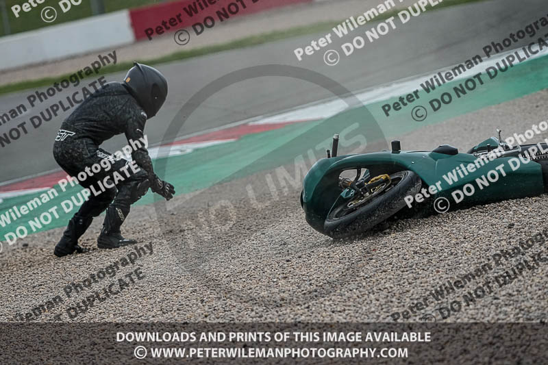 donington no limits trackday;donington park photographs;donington trackday photographs;no limits trackdays;peter wileman photography;trackday digital images;trackday photos